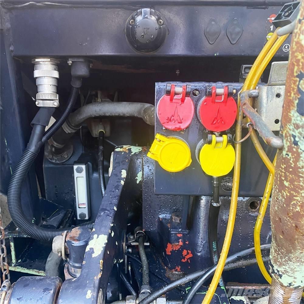 Deutz-Fahr DX 4.71 トラクター