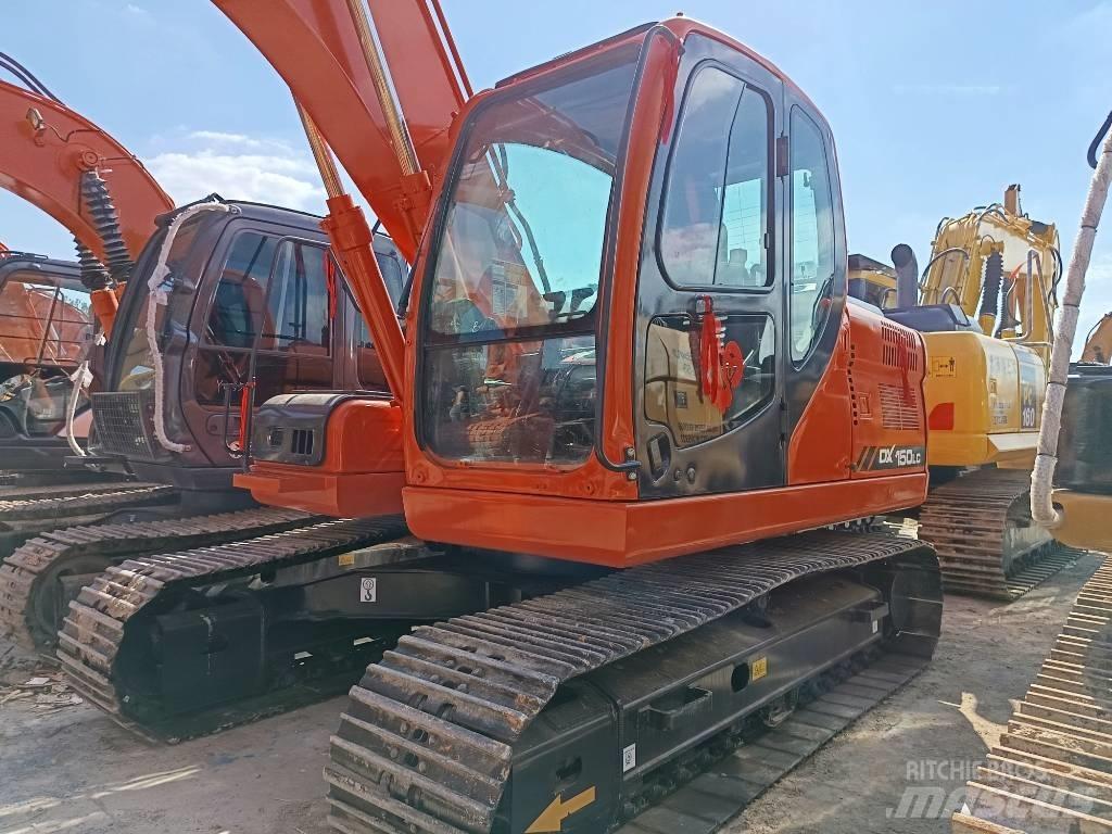 Doosan DX 150 LC 大型油圧ショベル12t以上（パワーショベル・ユンボ）