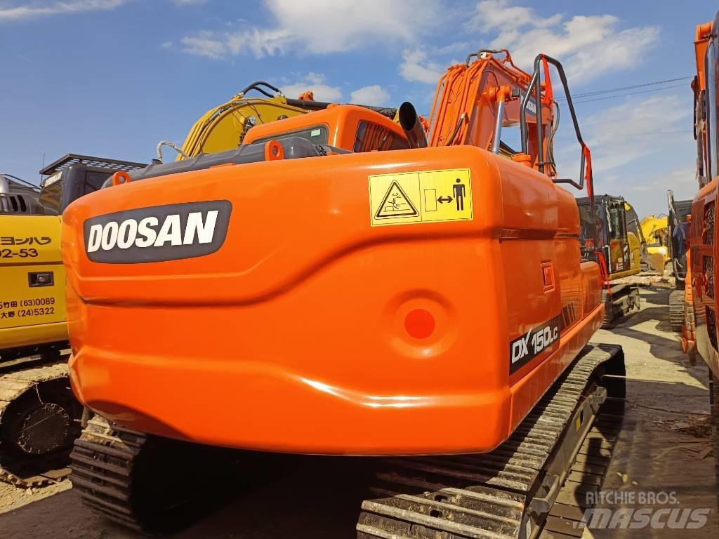 Doosan DX 150 LC 大型油圧ショベル12t以上（パワーショベル・ユンボ）