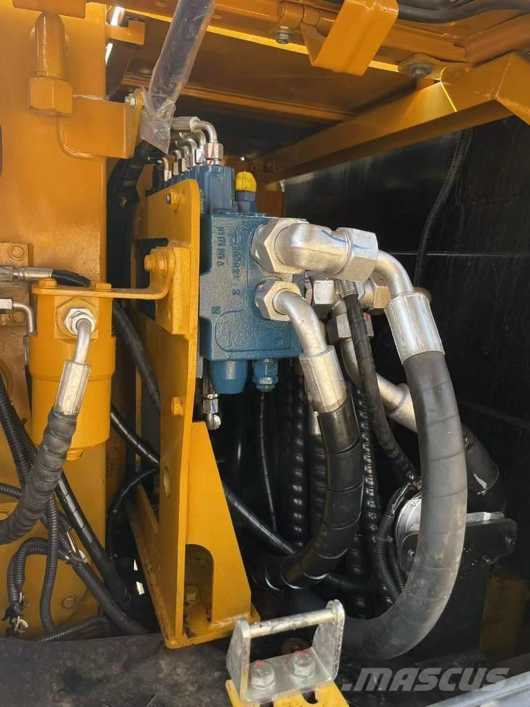  三一 60C 大型油圧ショベル12t以上（パワーショベル・ユンボ）