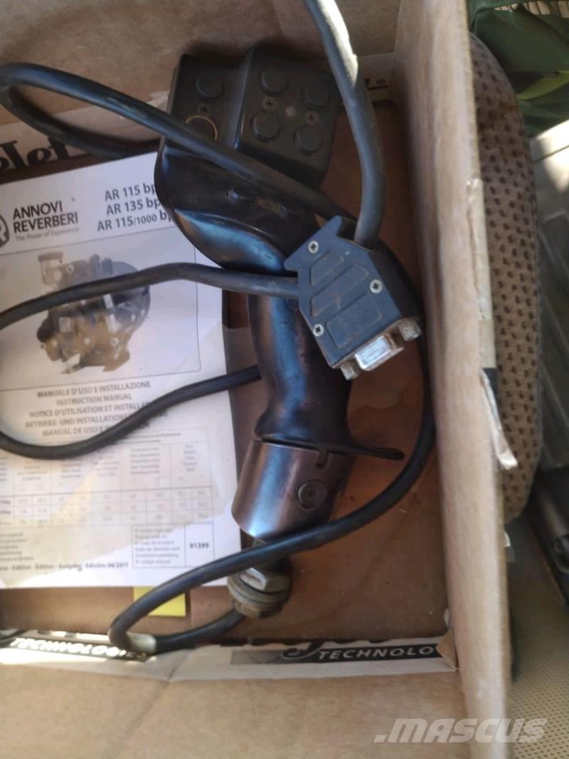 Inuma IAS 5036 牽引型スプレイヤー