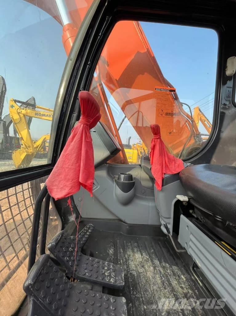 Hitachi ZX 160 大型油圧ショベル12t以上（パワーショベル・ユンボ）