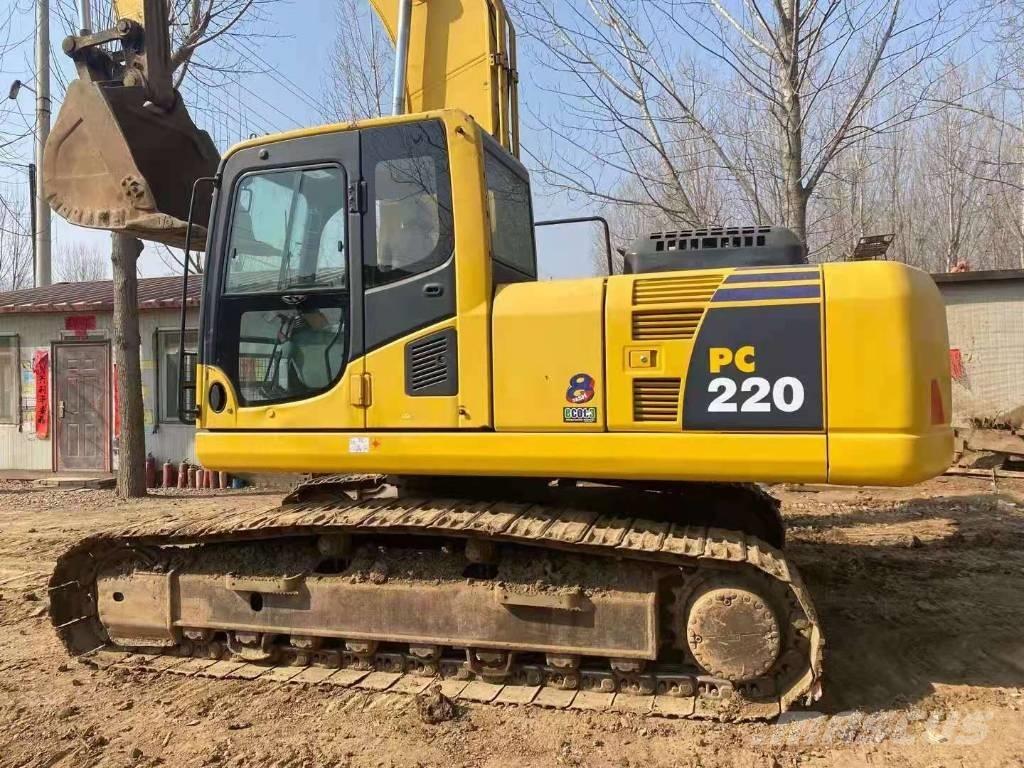 Komatsu pc220-8 大型油圧ショベル12t以上（パワーショベル・ユンボ）