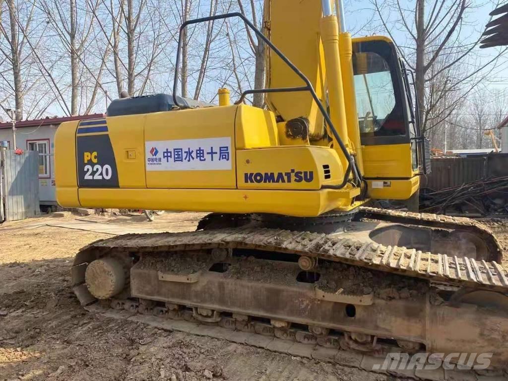 Komatsu pc220-8 大型油圧ショベル12t以上（パワーショベル・ユンボ）