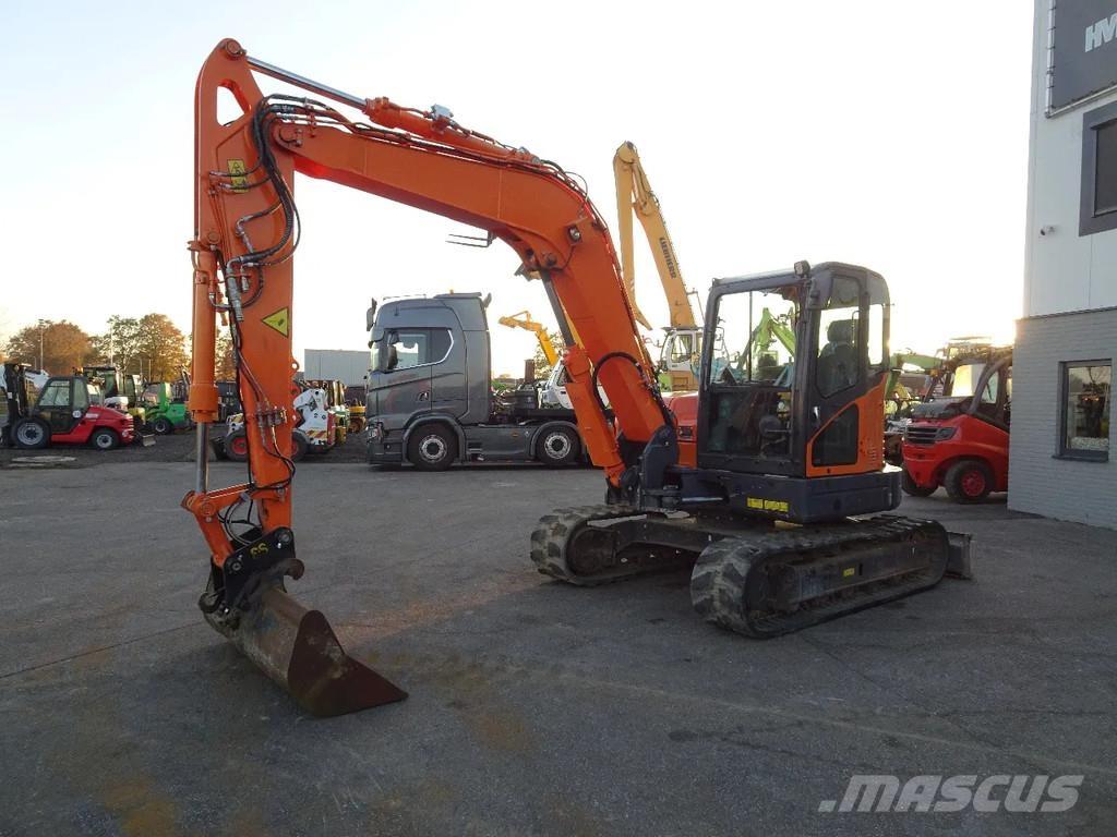 Doosan DX85R-3 大型油圧ショベル12t以上（パワーショベル・ユンボ）