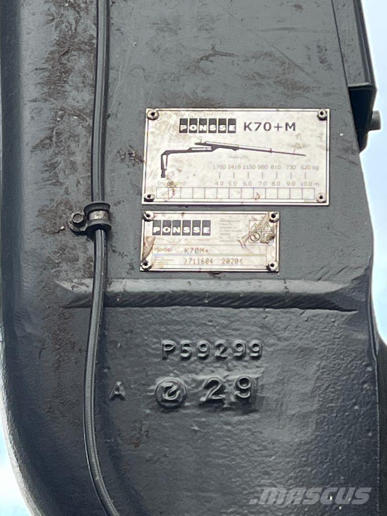 Ponsse Wisent フォワーダー