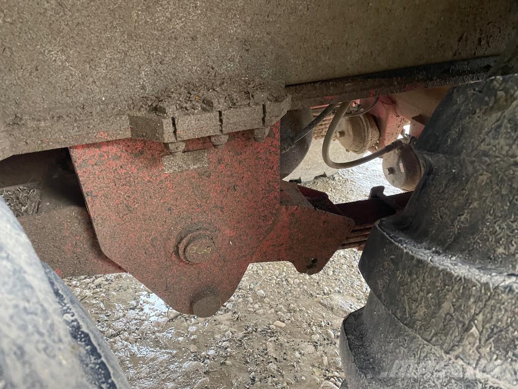 Pichon TCI 18500 肥料散布機