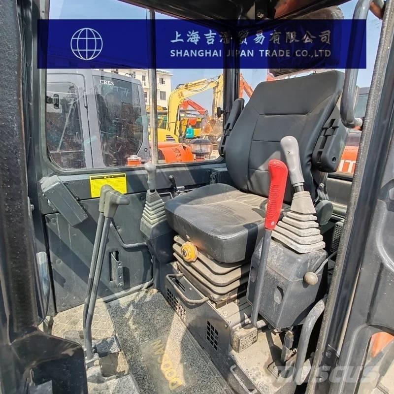 Doosan DH 60-7 ミニ油圧ショベル 7t以下（ミニユンボ・ミニディガー）