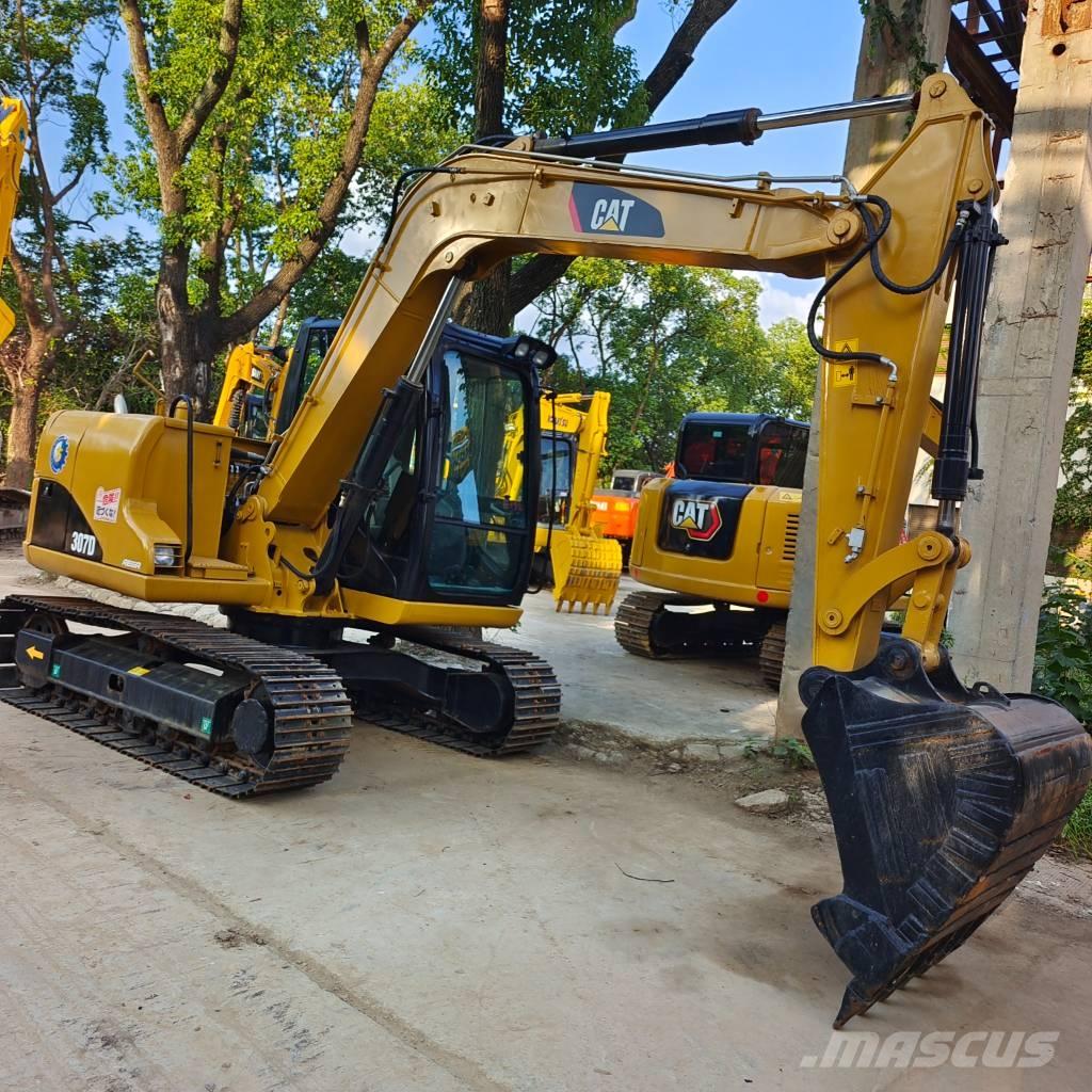 CAT 307D 中型油圧ショベル 7ｔ-12ｔ（ユンボ・パワーショベル・バックホー）