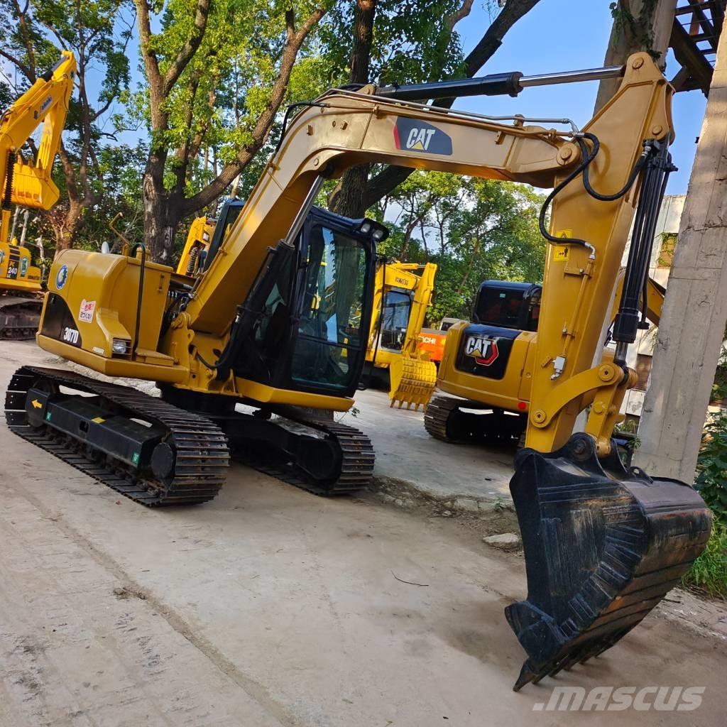 CAT 307D 中型油圧ショベル 7ｔ-12ｔ（ユンボ・パワーショベル・バックホー）