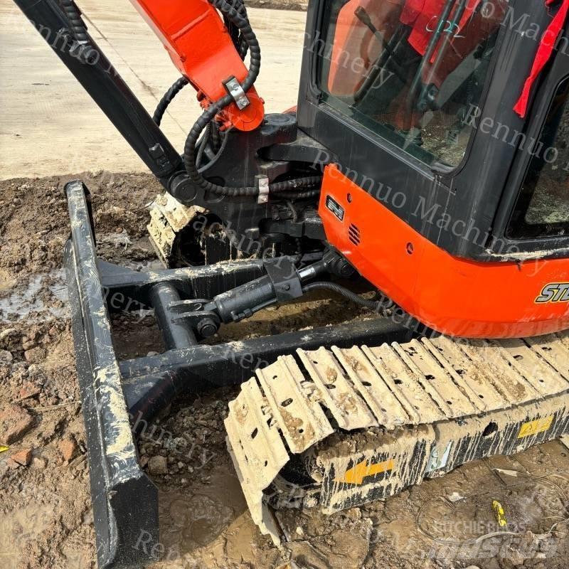 Kubota U 30 ミニ油圧ショベル 7t以下（ミニユンボ・ミニディガー）