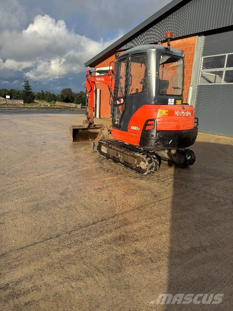 Kubota KX 61-3 ミニ油圧ショベル 7t以下（ミニユンボ・ミニディガー）