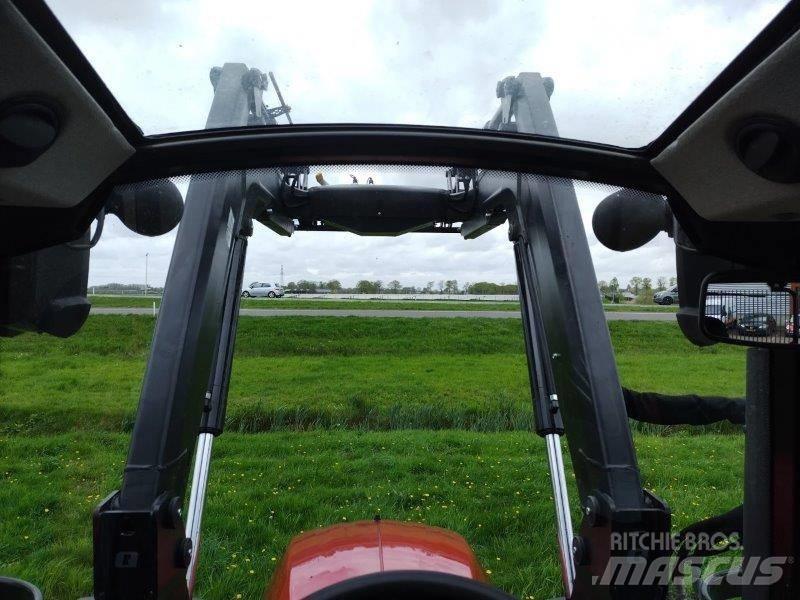 Valtra A 114 HT4 トラクター