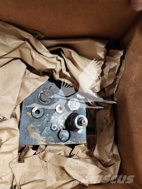 Epiroc  建設機械 -　その他