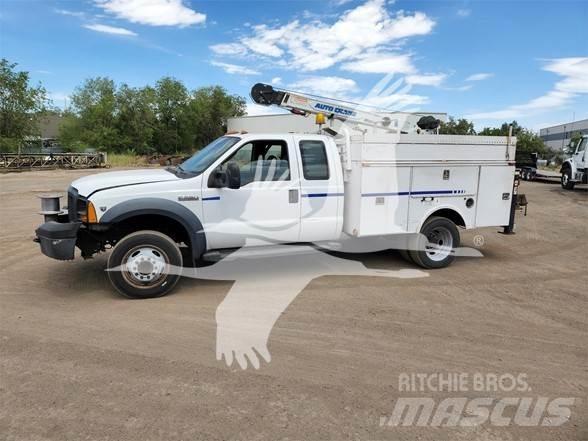 Ford F550 XL 建設機械 -　その他