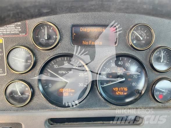 Peterbilt 367 中古トラクターヘッド | トレーラーヘッド