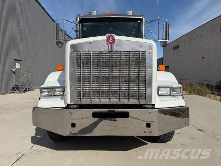 Kenworth T 800 中古トラクターヘッド | トレーラーヘッド