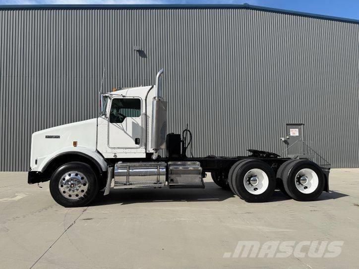 Kenworth T 800 中古トラクターヘッド | トレーラーヘッド