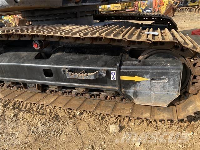 Hitachi ZX240 大型油圧ショベル12t以上（パワーショベル・ユンボ）