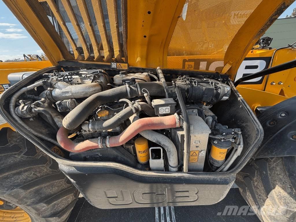JCB 542-70 農業用テレハンドラー