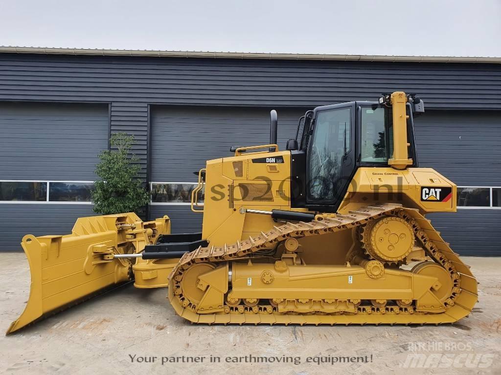 CAT D 6 N LGP ブルドーザー
