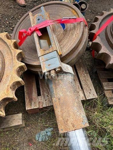 Liebherr R954CHD タイヤ、ホイル、リム