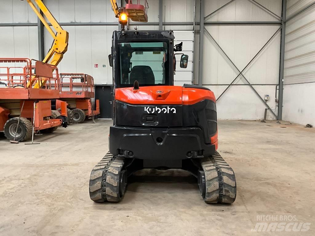 Kubota U 56-5 ミニ油圧ショベル 7t以下（ミニユンボ・ミニディガー）