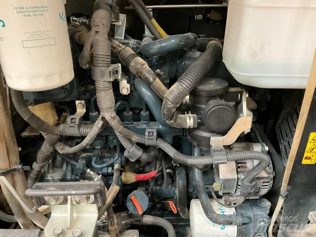 Kubota U 56-5 ミニ油圧ショベル 7t以下（ミニユンボ・ミニディガー）