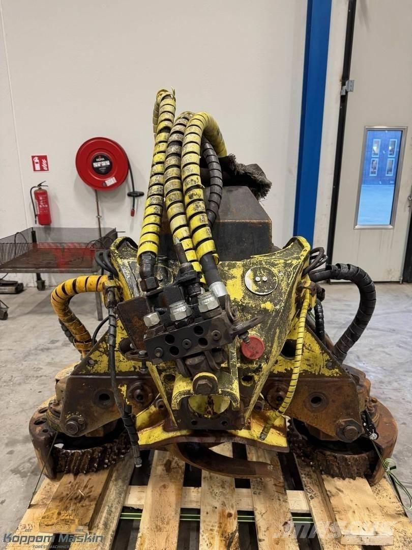 John Deere H480C ハーベスタヘッド