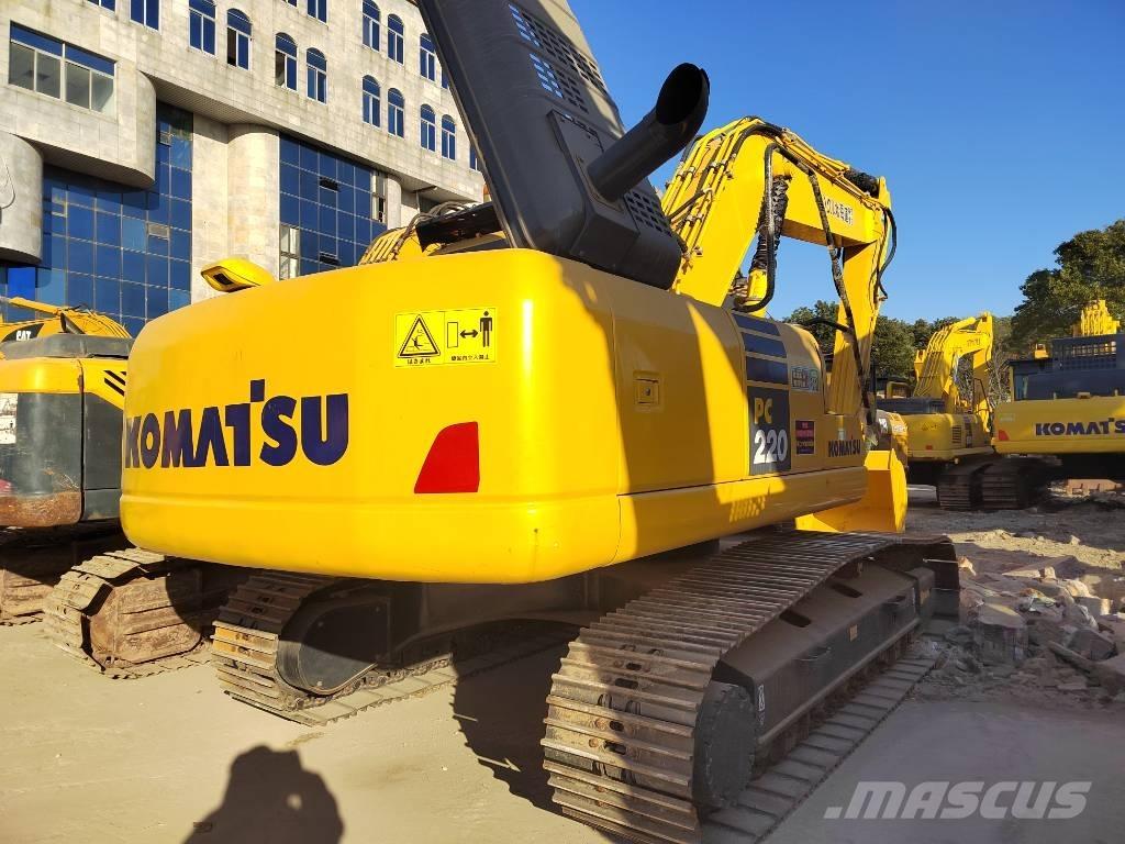 Komatsu PC 220-7 大型油圧ショベル12t以上（パワーショベル・ユンボ）