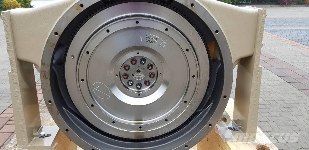 Cummins KT19 エンジン