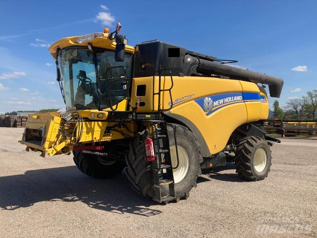 New Holland CX 8070 コンバイン