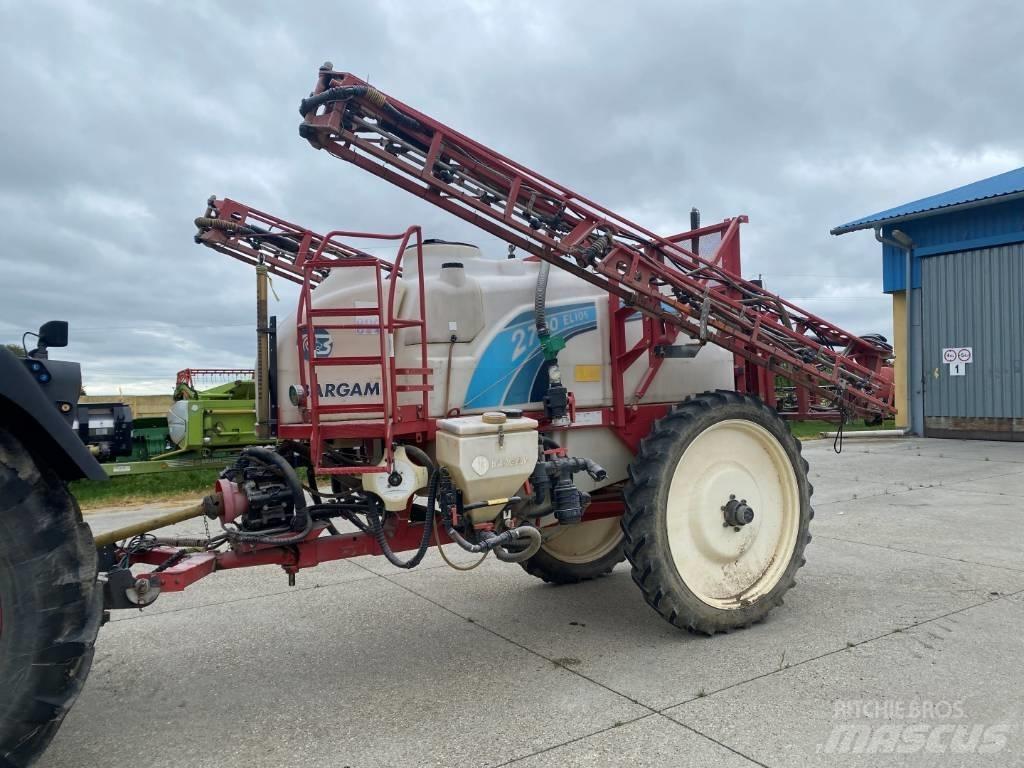 Bargam Elios 2700 牽引型スプレイヤー