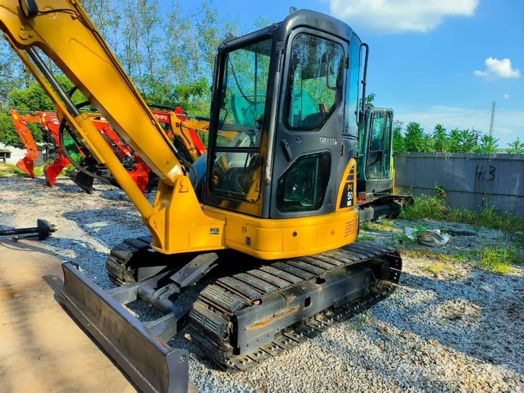 Komatsu PC 50 MR ミニ油圧ショベル 7t以下（ミニユンボ・ミニディガー）