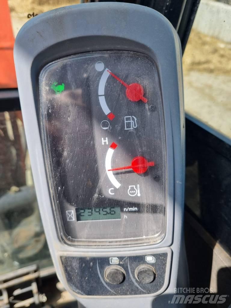 Kubota U 27-4 ミニ油圧ショベル 7t以下（ミニユンボ・ミニディガー）