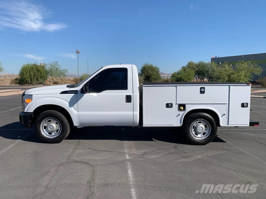 Ford F 350 HD 多目的／汎用車両