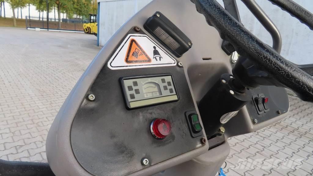 Volvo SD 25D 振動ローラ