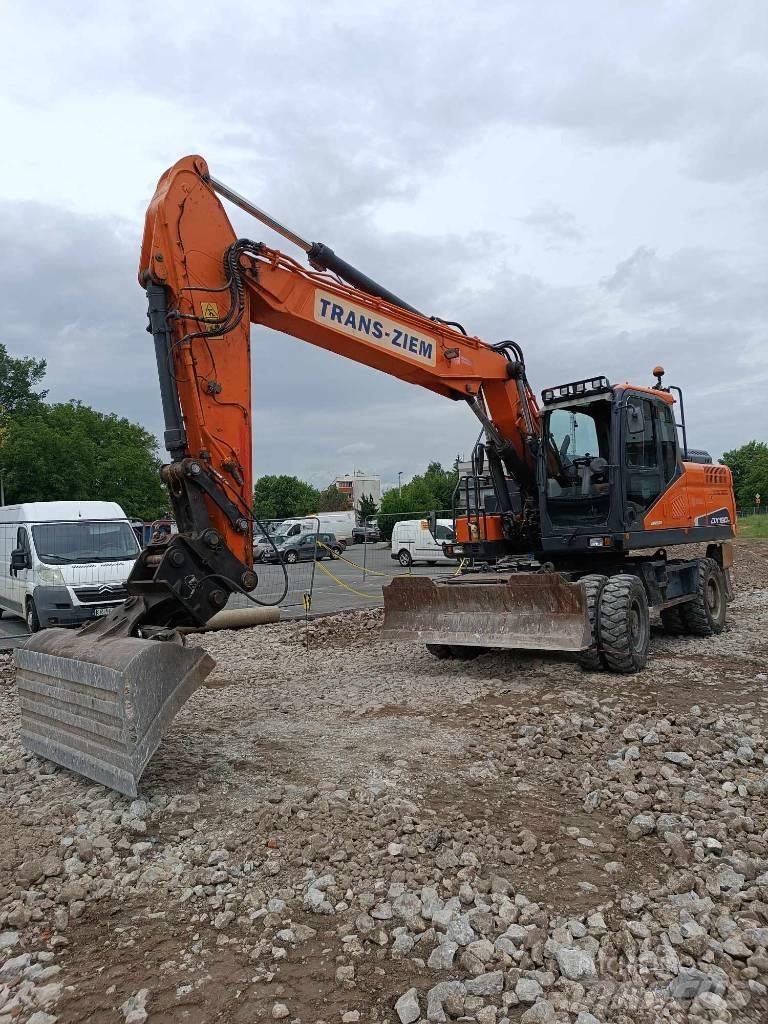 Doosan DX 190 W-5 ホイール式油圧ショベル（パワーショベル・ユンボ・バックホー）