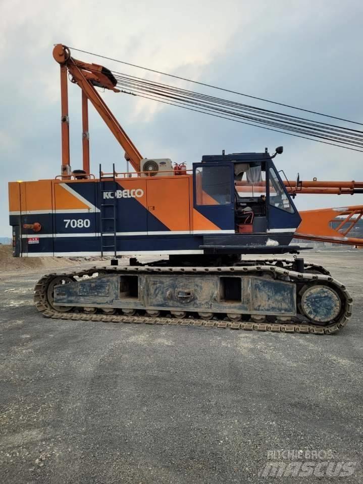 Kobelco 7100 クローラクレーン