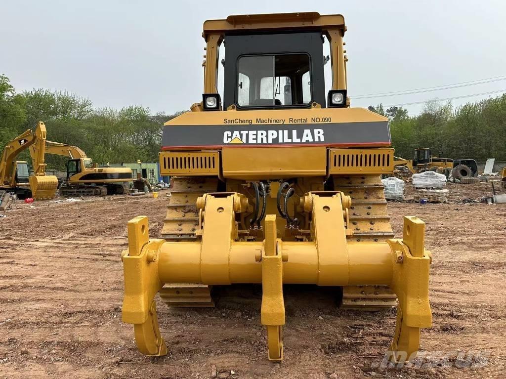 CAT D8R ブルドーザー