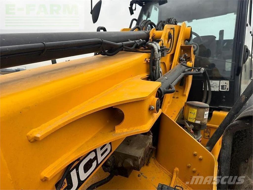 JCB tm 420 農業用テレハンドラー