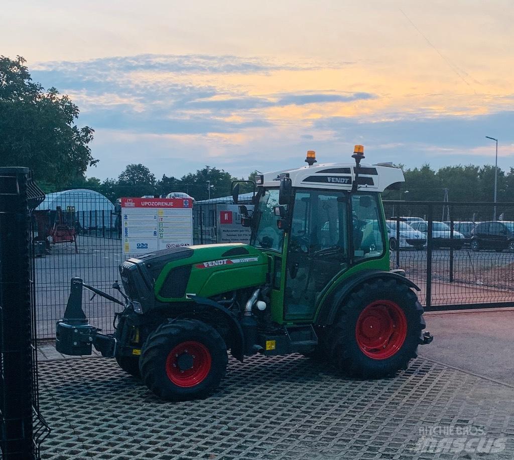 Fendt 211V トラクター
