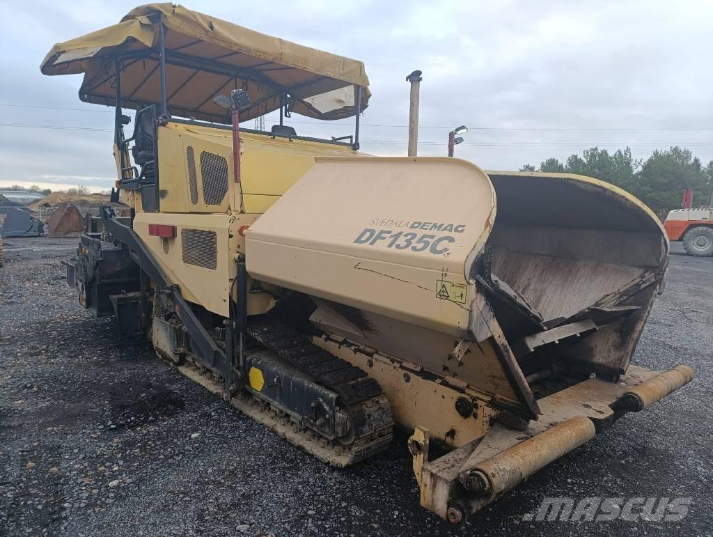 Dynapac DF 135 C アスファルトフィニッシャ