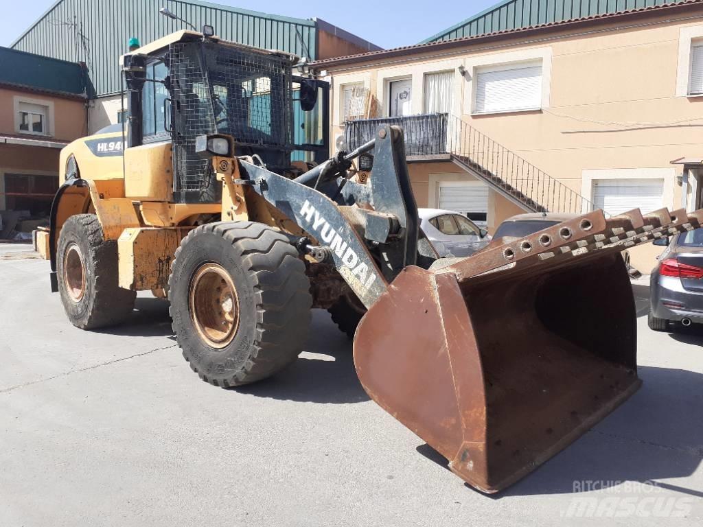 Hyundai HL 940A ホイールローダー・タイヤショベル