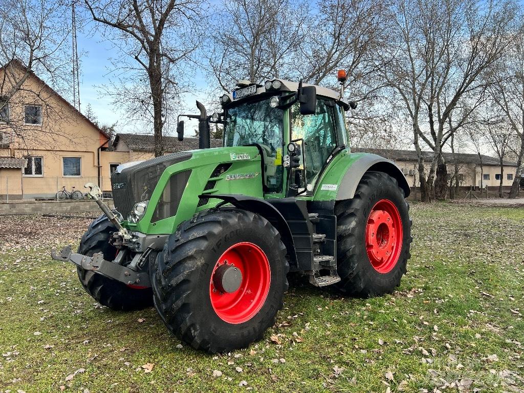 Fendt 826 SCR Profi トラクター
