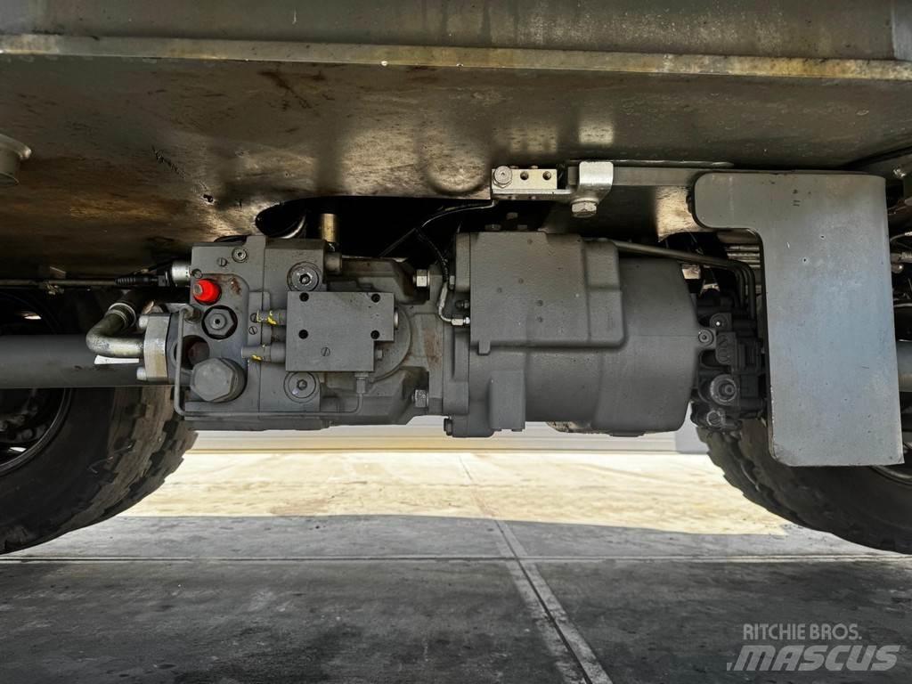 Liebherr LH 30 M 廃棄物／工業産廃処理機