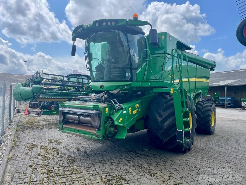 John Deere S 690 i コンバイン