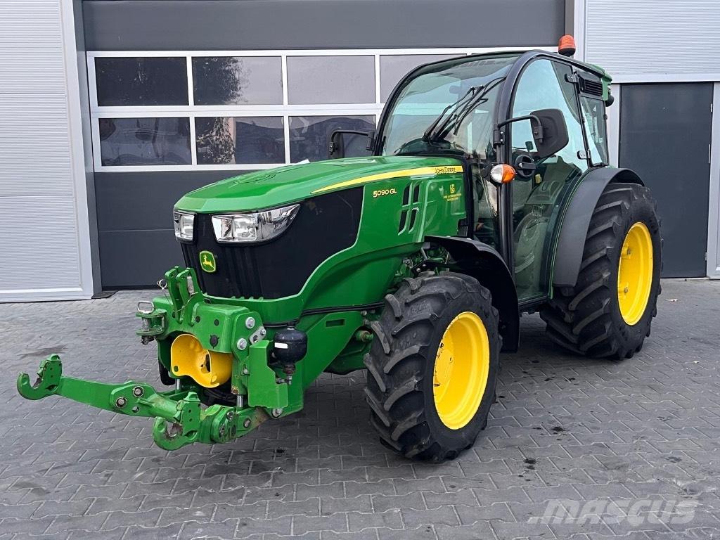 John Deere 5090 GL トラクター
