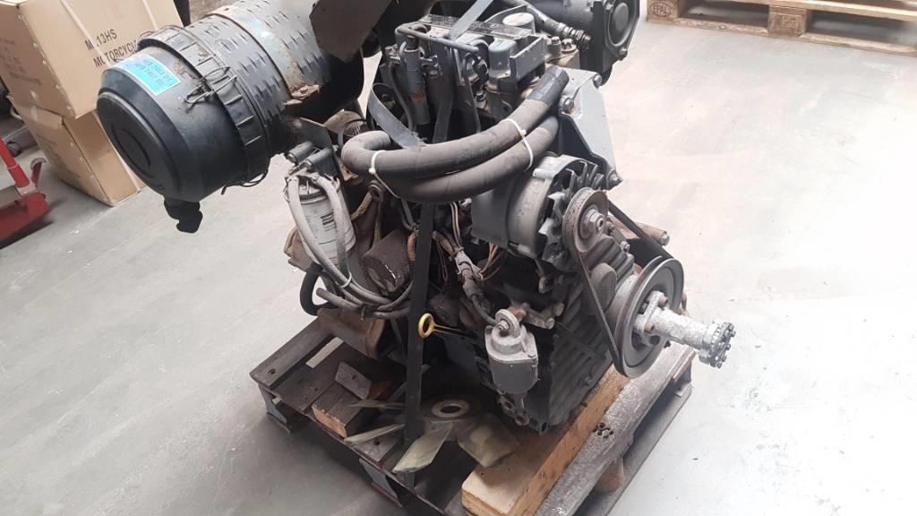 Deutz F2M2011 エンジン