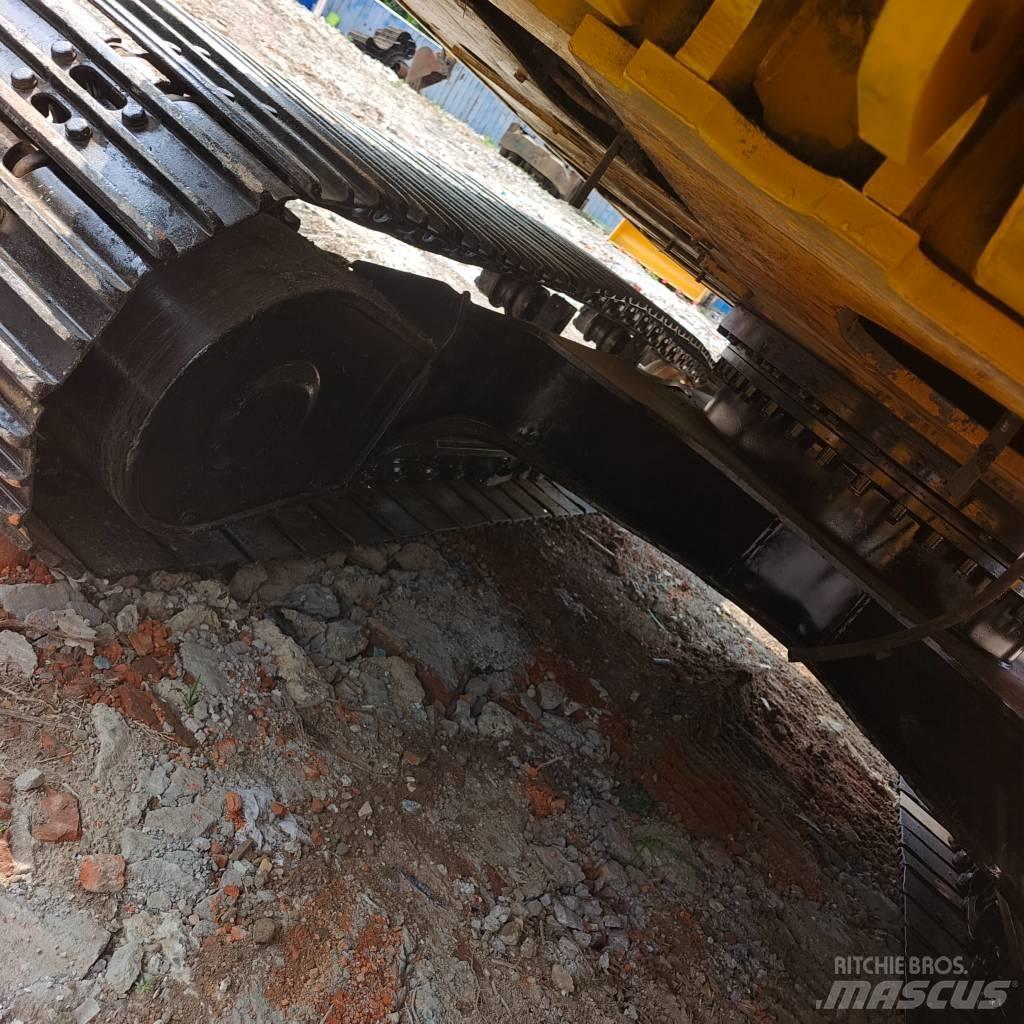 CAT 320 GC ホイール式油圧ショベル（パワーショベル・ユンボ・バックホー）